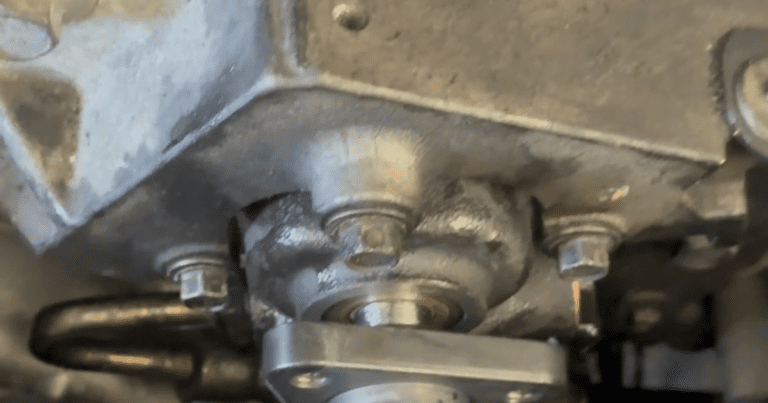 2005 Ford Sport Trac 4.0 V6 Power Steering Pump Replacement: The Tool Combo That Saves You From Pulling the Fan Shroud